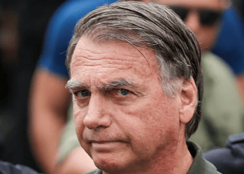PF conclui exames de perícia em Bolsonaro; saiba os próximos passos 2 O ex-presidente Jair Bolsonaro (PL) • Fabio Rodrigues-Pozzebom/Agência Brasil