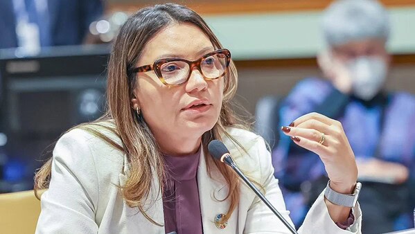 Janja critica declarações de Zezé Di Camargo sobre o SBT