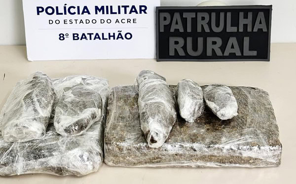 Mulher é presa com quase 2 kg de maconha durante abordagem na BR-364