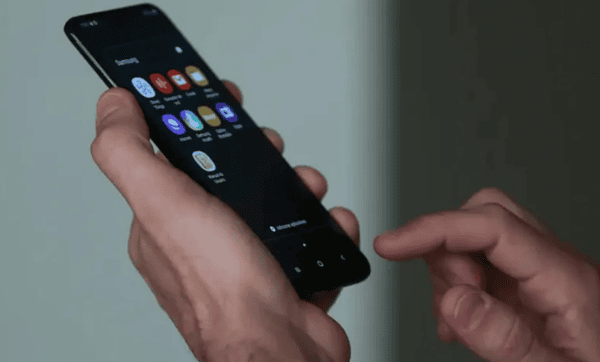 Uma em cada dez brasileiras já sofreu violência digital, diz pesquisa