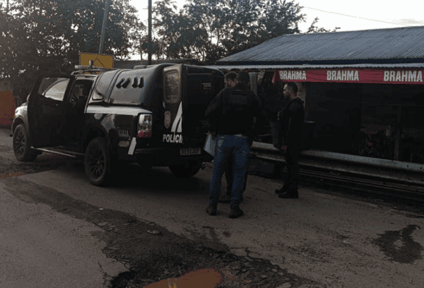 Homem é preso por tentar matar a companheira a facadas no Acre