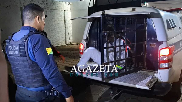 Dois jovens são detidos após roubo a farmácia na Avenida Sobral, em Rio Branco