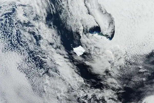 Maior iceberg do mundo está prestes a entrar em colapso, afirma Nasa