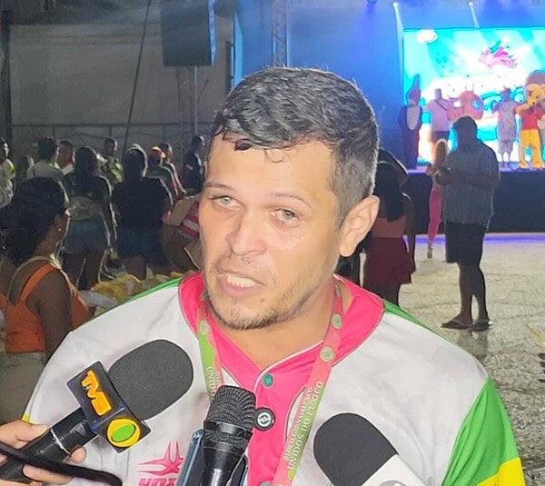 Samba-enredo da Unidos do Fuxico de 2026 destaca ayahuasca e cultura amazônica