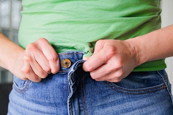 Intestino solto e inchaço da barriga? Saiba o que causa os sintomas