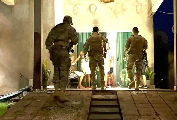 Polícia Civil cumpre terceiro mandado de busca e apreensão em investigação sobre desvio de medicamentos da rede estadual