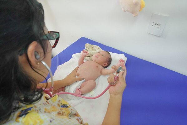 Rio Branco implanta ambulatório para acompanhamento de recém-nascidos e crianças de alto risco
