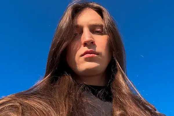 “Vou te matar”: veja prints de crianças ameaçando Felca por Roblox