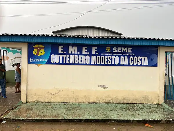MP apura fechamento de escola municipal no Acre e pede suspensão da transferência de alunos
