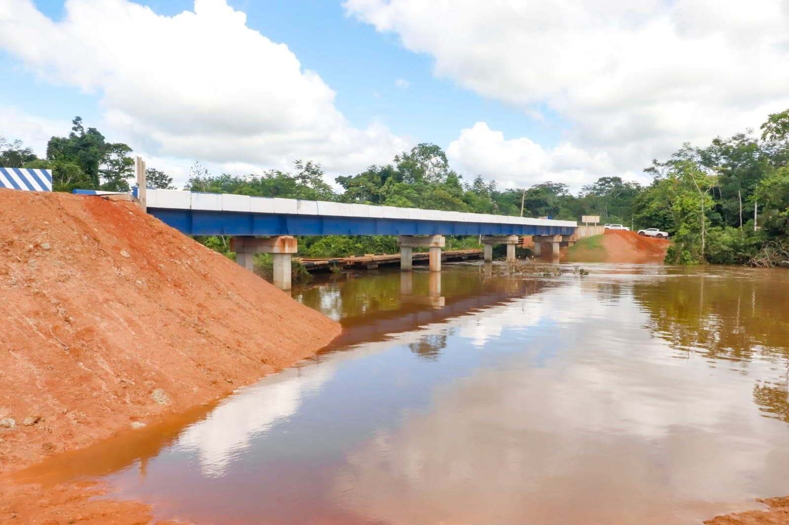 Prefeitura entrega Ponte do Caipora e garante mais mobilidade à população