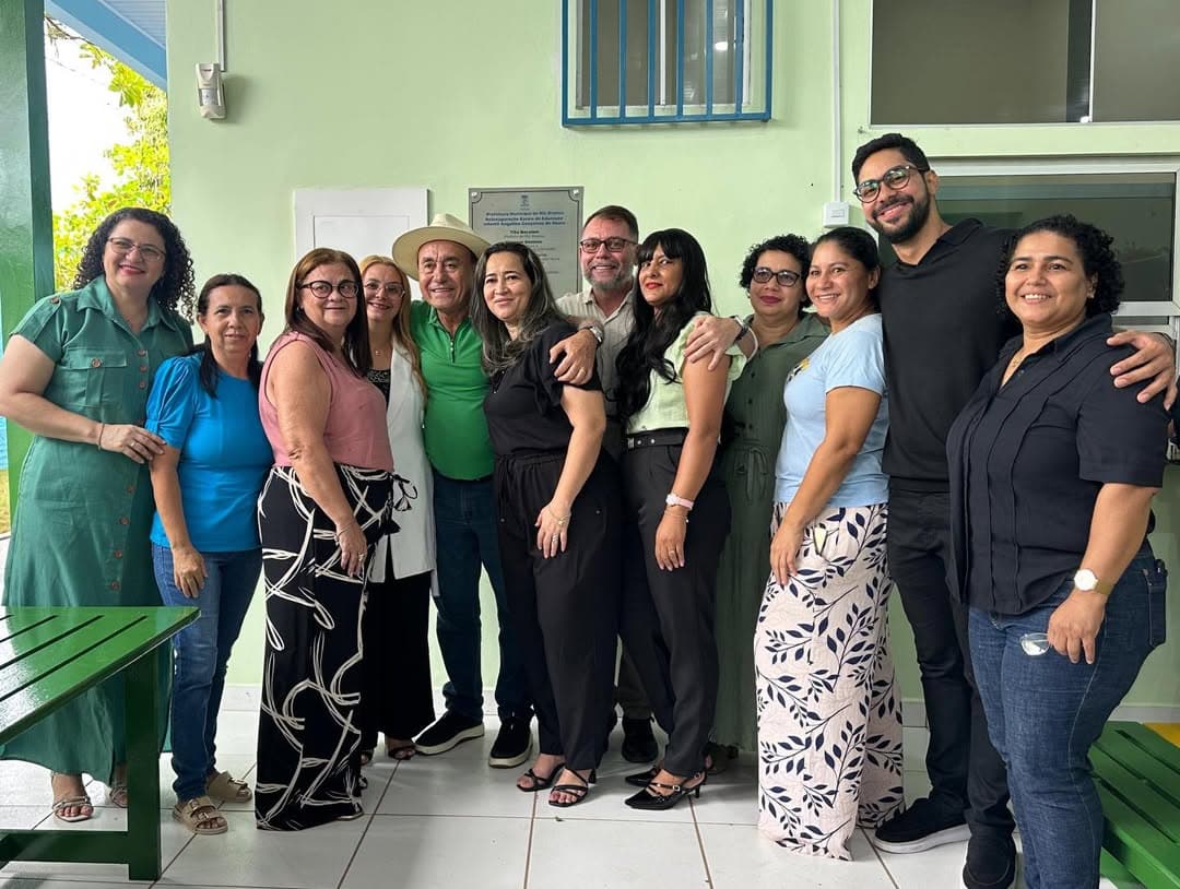 Prefeitura reinaugura e credencia escola Angelina Gonçalves de Souza após investimento superior a R$1 milhão