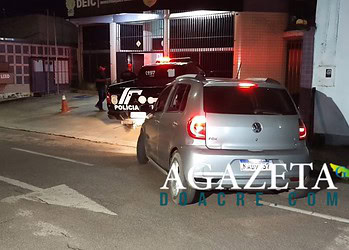 Carro que teria sido usado em ataque a tiros é apreendido após tentativa de homicídio em Rio Branco 3 Carro que teria sido usado em ataque a tiros é apreendido após tentativa de homicídio em Rio Branco