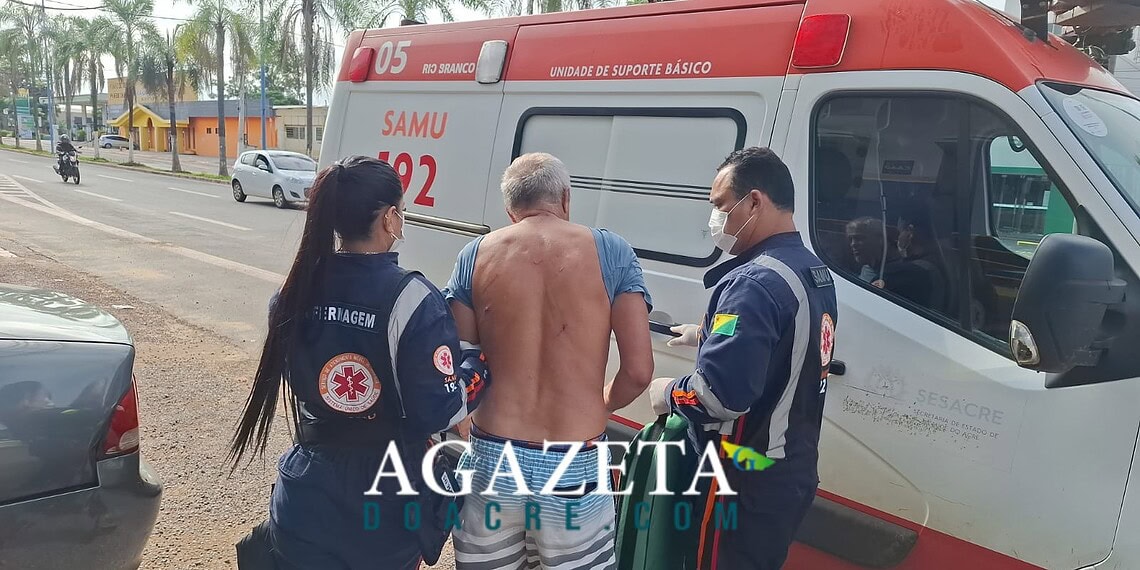 Idoso é esfaqueado por homem em situação de rua em frente a tapeçaria