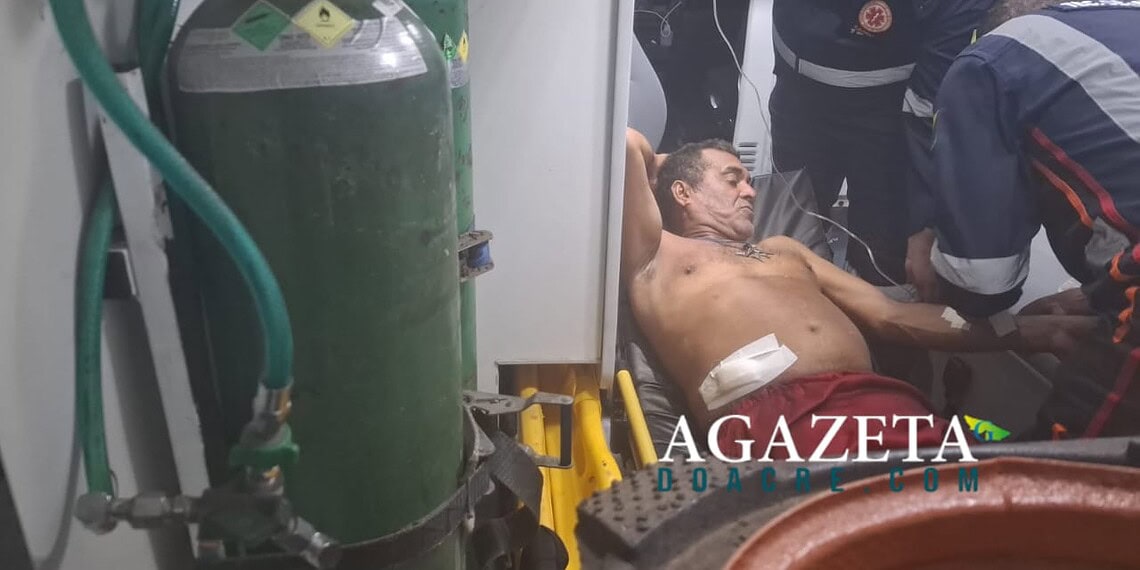 Idoso é esfaqueado após recusar pedido de dinheiro na Estrada da Floresta, em Rio Branco