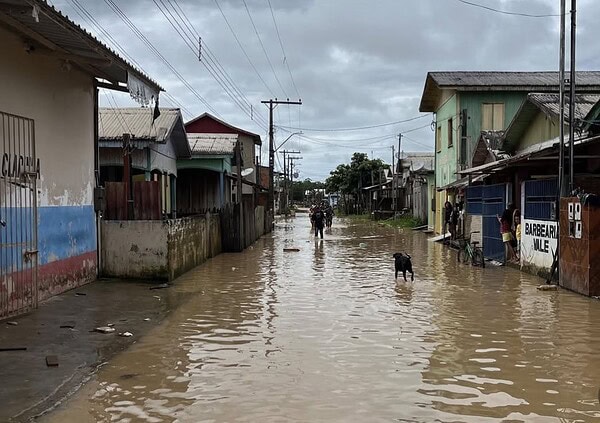 Cheia do Rio Tarauacá atinge cerca de 12 mil pessoas e nível segue acima da cota de transbordamento; FOTOS