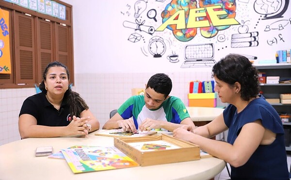 Educação do Acre lança cartilha com orientações para o ensino inclusivo na rede pública