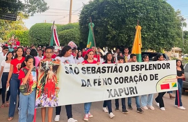 Xapuri encerra programação da Festa de São Sebastião com procissão, jantar comunitário e show católico