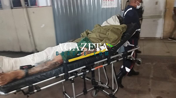 Monitorado por tornozeleira é ferido com tiro após ser chamado no portão na Baixada da Sobral