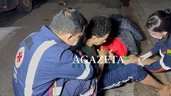 Motociclista se distrai durante entrega e provoca colisão frontal em Rio Branco