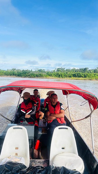 Bombeiros fazem buscas há três dias por indígena desaparecido após naufrágio em rio no Acre