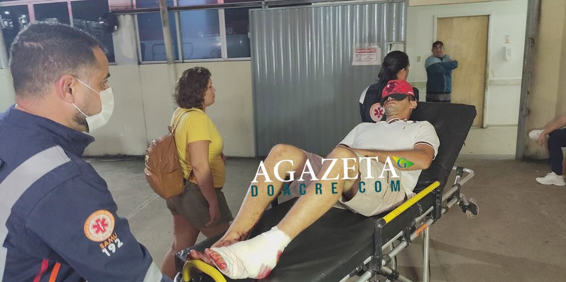 Homem é baleado por ex-namorado da companheira dentro de bar no Santa Inês