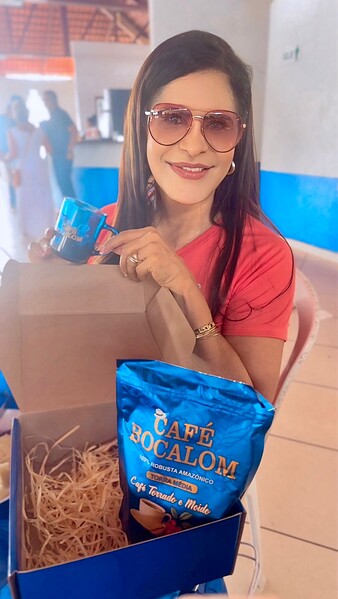 O presidente do Sinjac, Luiz Cordeiro, pilotou um churrasco em homenagem ao prefeito de Rio Branco Tião Bocalom no último sábado, 24