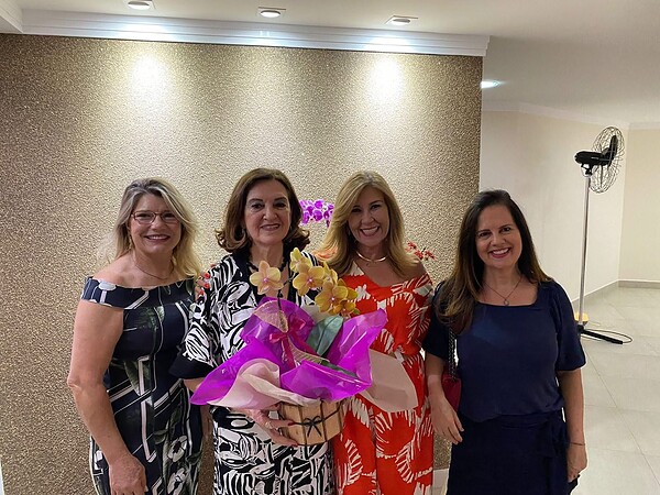 O presidente do Sinjac, Luiz Cordeiro, pilotou um churrasco em homenagem ao prefeito de Rio Branco Tião Bocalom no último sábado, 24