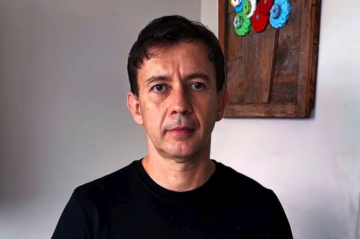 VÍDEO: Eduardo Velloso comenta investigação da PF: “não tenho nada a ver com emendas irregulares”