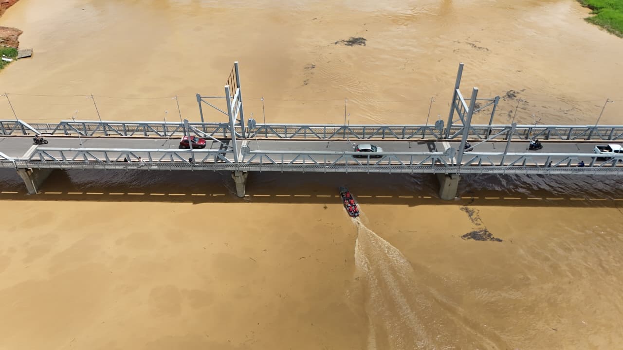 Rio Acre volta a transbordar pela segunda vez em 13 dias e chega a 14,39 metros em Rio Branco