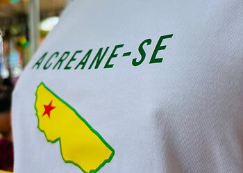 Acreanidade: Feira de Economia Criativa segue com programação cultural e sabores regionais na Praça dos Povos da Floresta