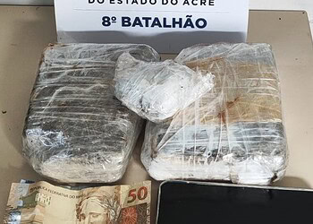 Adolescente é apreendido com cerca de 1 kg de droga na BR-364, entre Rio Branco e Sena Madureira 2 Adolescente é apreendido com cerca de 1 kg de droga na BR-364, entre Rio Branco e Sena Madureira