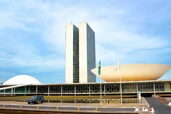 Salários de até R$ 37 mil: confira os concursos públicos de 2026