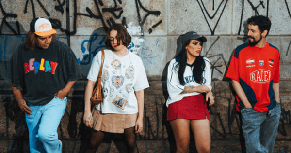 Banda acreana Dkukas disputa vaga para tocar no Lollapalooza 2026; saiba como votar