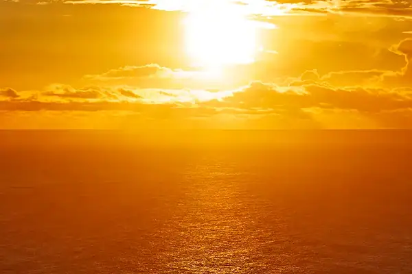 Meio ambiente: quantidade de calor nos oceanos bate recorde em 2025