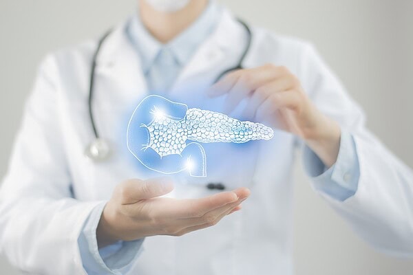 Exagerou? Hepatologistas contam o que é bom para desintoxicar o fígado