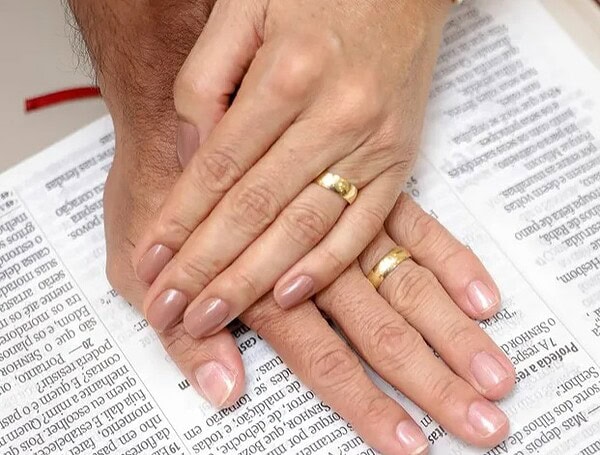 Mailza Assis e Madson Cameli oficializam união e celebram casamento nas redes sociais