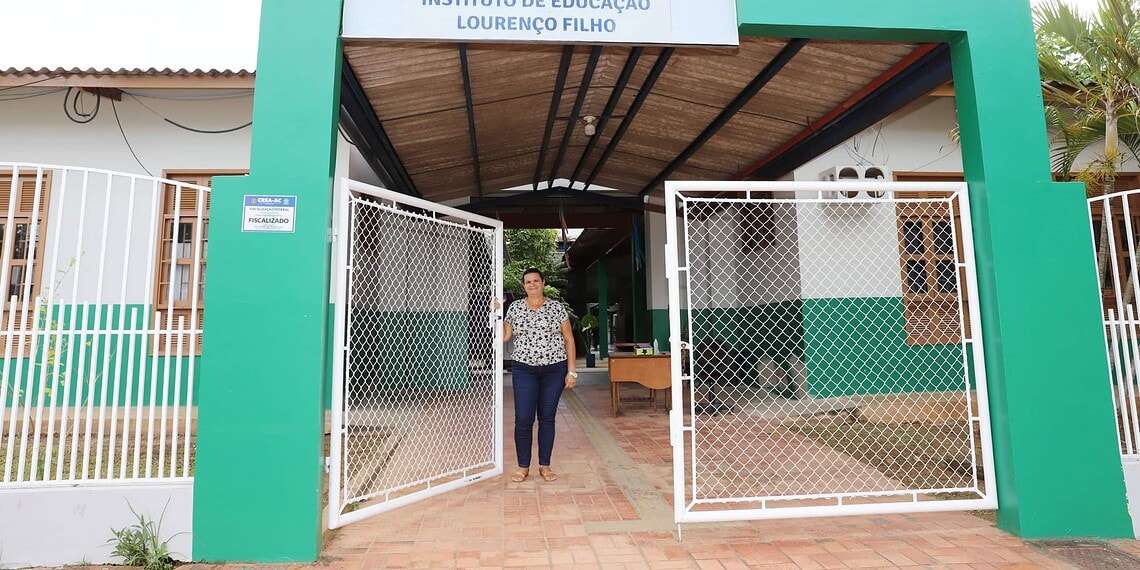 Formação vai garantir atualização profissional para servidores que não estão em sala de aula, mas participam do dia a dia das escolas da rede estadual. Foto: Mardilson Gomes/SEE