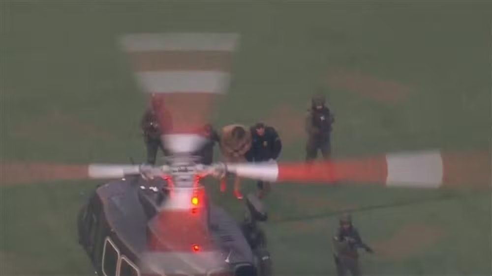 Imagens mostram Nicolás Maduro sendo transferido antes de prestar depoimento; VEJA 3 Imagens mostram Nicolás Maduro sendo transferido antes de prestar depoimento; VEJA