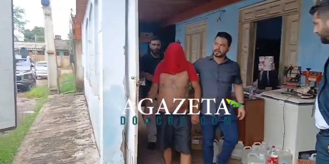 Ex-balconista é preso com medicamentos e equipamentos hospitalares desviados da rede pública no Acre 1 Ex-balconista é preso com medicamentos e equipamentos hospitalares desviados da rede pública no Acre