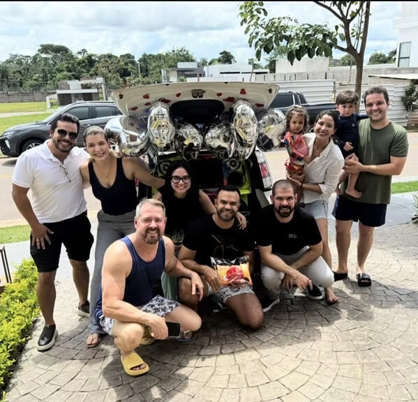 A médica Melissa Chaves Ribera comemorou aniversário em clima de amor e família em Fortaleza. Veja mais na coluna No Circuito