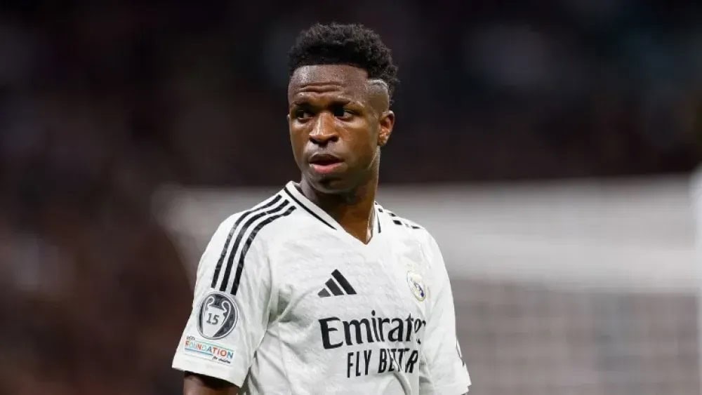 Vini Jr. é alvo de cantos racistas antes de jogo da Copa do Rei 1 Vini Jr. em ação pelo Real Madrid; jogador será titular no jogo desta quarta (14) pela Copa do Rei • Divulgação/Real Madrid