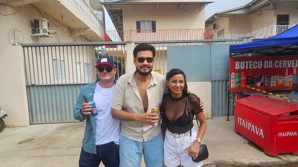 Fama interestadual: bloco Vai Quem Quer atrai turistas para curtir a folia no Tucumã