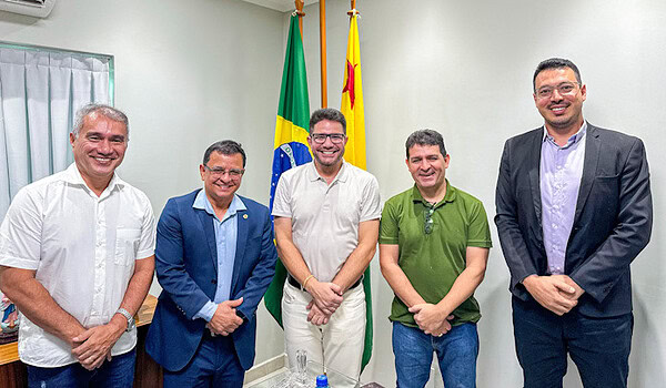 PSDB reage a fala de Gladson e reafirma aliança com o Governo em meio a disputas de bastidores