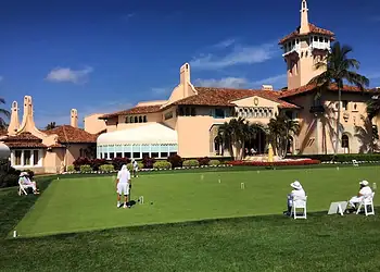 O homem foi morto a tiros