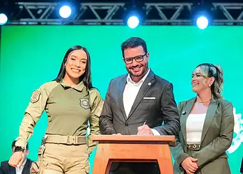 Posse ocorreu nesta segunda-feira, 9, em Rio Branco - Foto: Clemerson Ribeiro/Secom