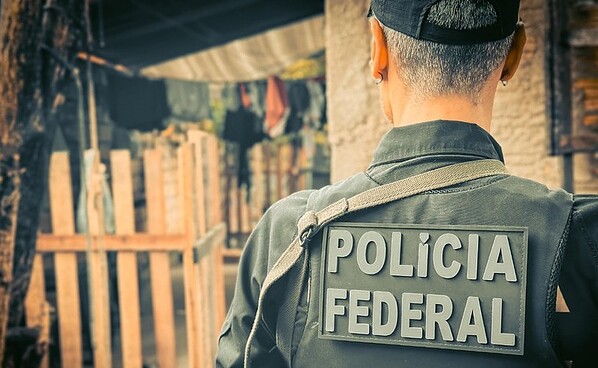 Operação da PF mira tráfico de drogas no Acre e bloqueia até R$ 108 milhões de grupo investigado