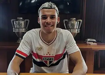Promessa do futebol acreano, Fredin assina primeiro contrato profissional com o São Paulo aos 17 anos 2 O acreano irá jogar no clube que leva o nome do estado mais rico do Brasil. Foto: Reprodução