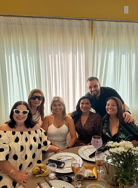 Tiago Viana reuniu amigos e familiares para um almoço de aniversário no último dia 07. Veja mais na coluna No Circuito