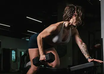 Estar em boa forma ajuda a diminuir a reação ao estresse, diz estudo 3 Foto: Reprodução/ Canva