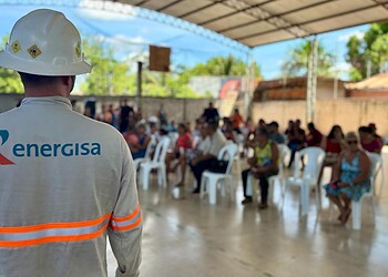 Energisa na Comunidade e Nossa Energia levam eficiência energética, orientação e serviços à população acreana